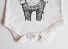 Mr Bear Babygrow/Babyvest * Long sleeved * Super soft, 100% organic cotton - WHITE & GREY -3 sizes available